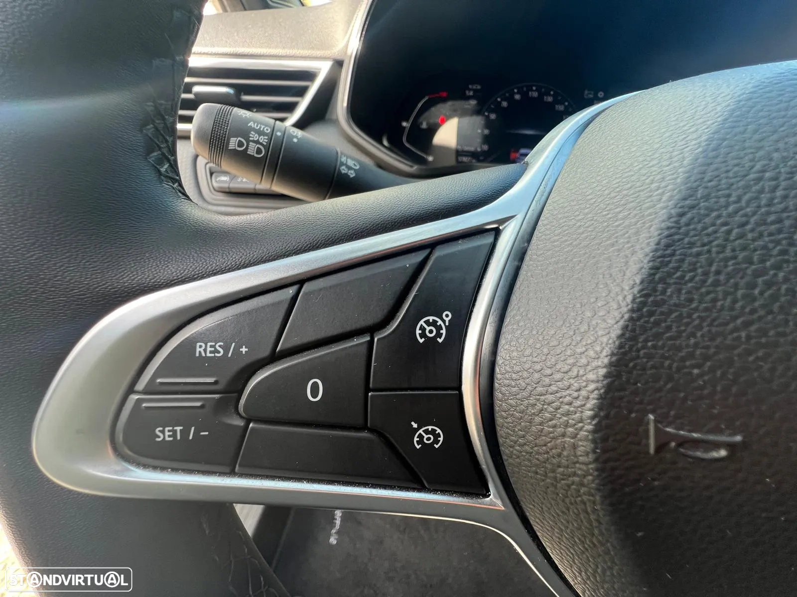 Renault Clio 1.5 Blue dCi Intens - 13