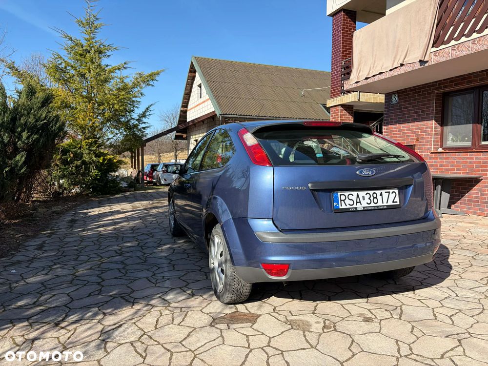 Ford Focus 1.8 TDCi Ambiente - 6