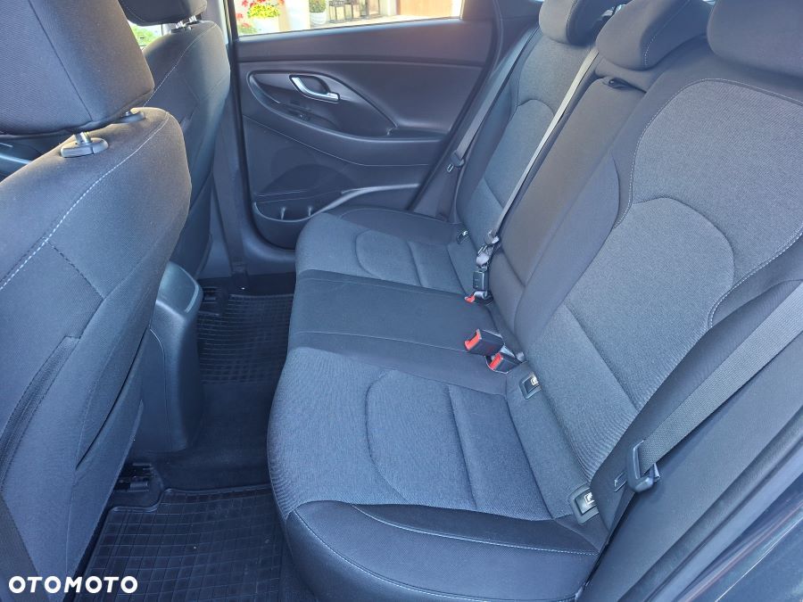 Hyundai i30 1.5 DPI Comfort - 16