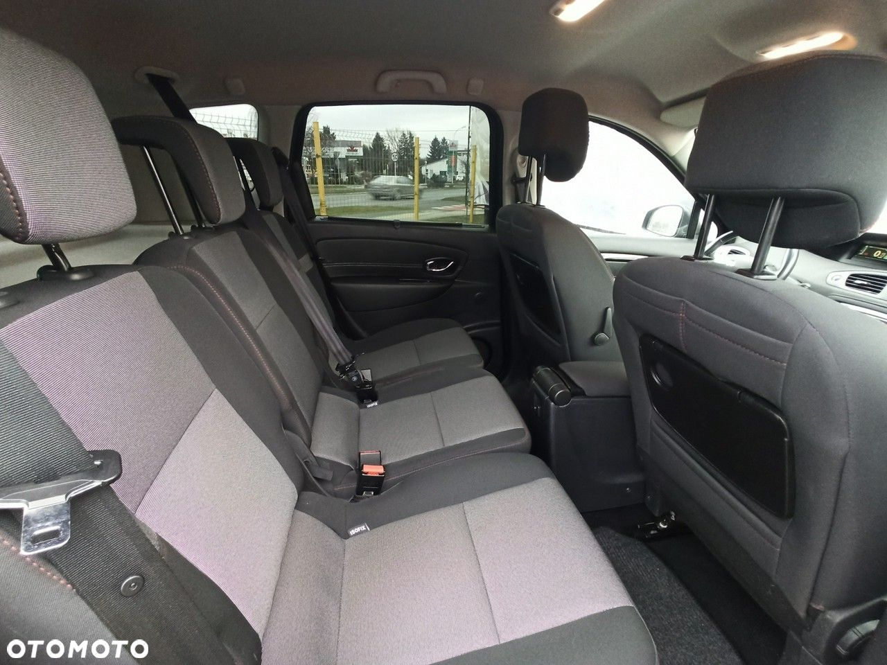 Renault Scenic 1.2 TCe Energy Bose Edition - 11