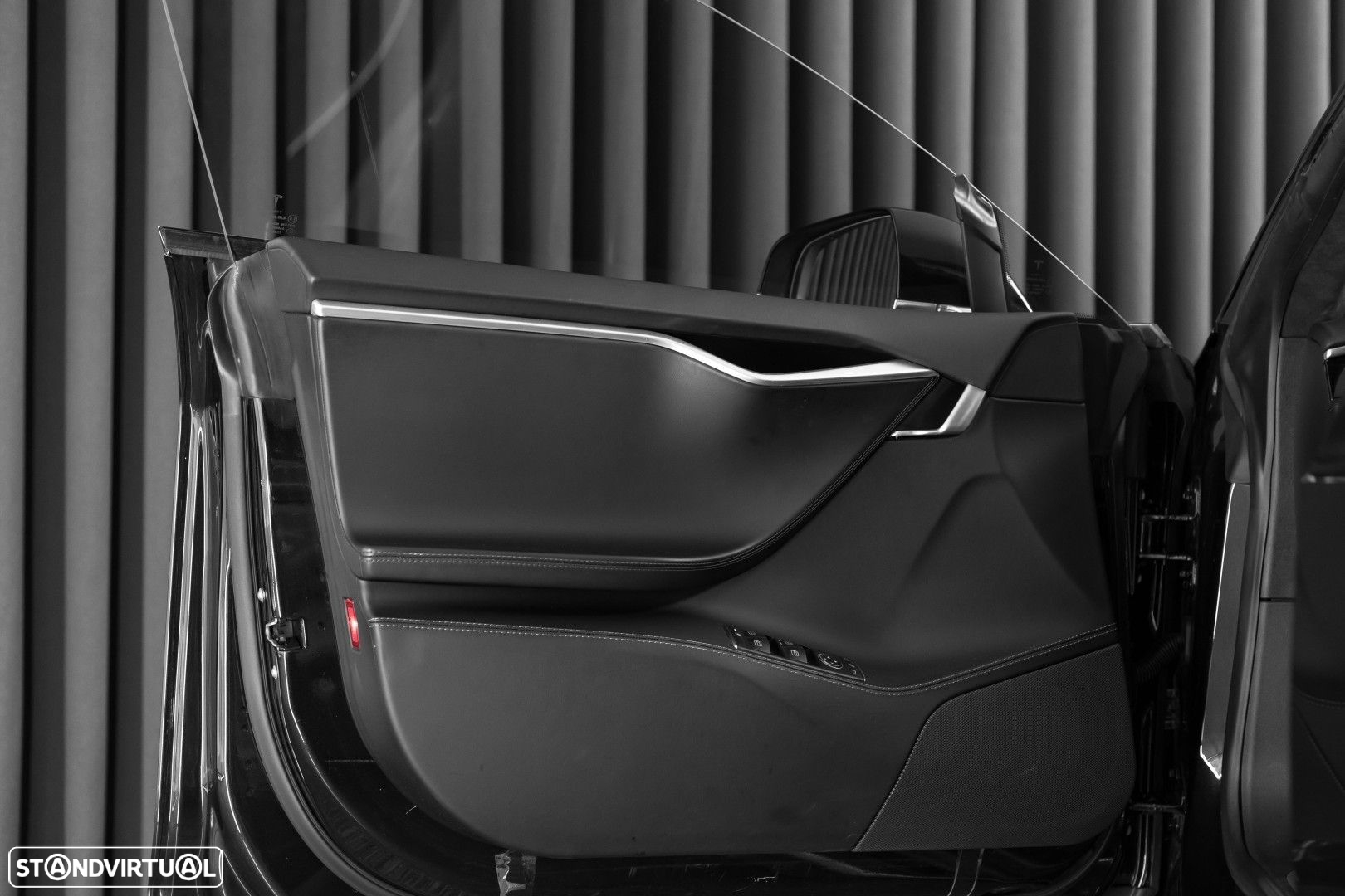 Tesla Model S 75 - 28