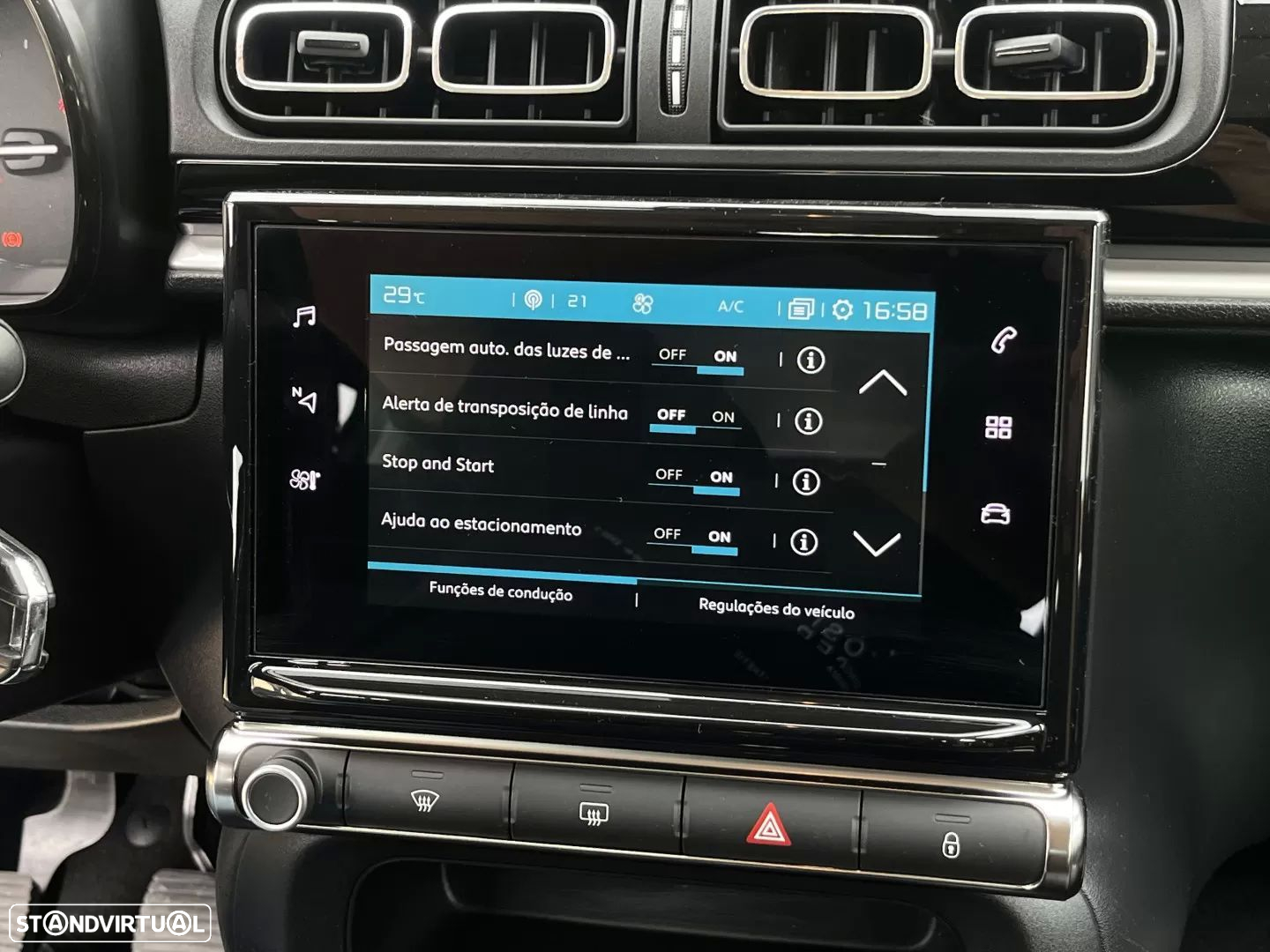 Citroën C3 1.2 PureTech Shine - 17