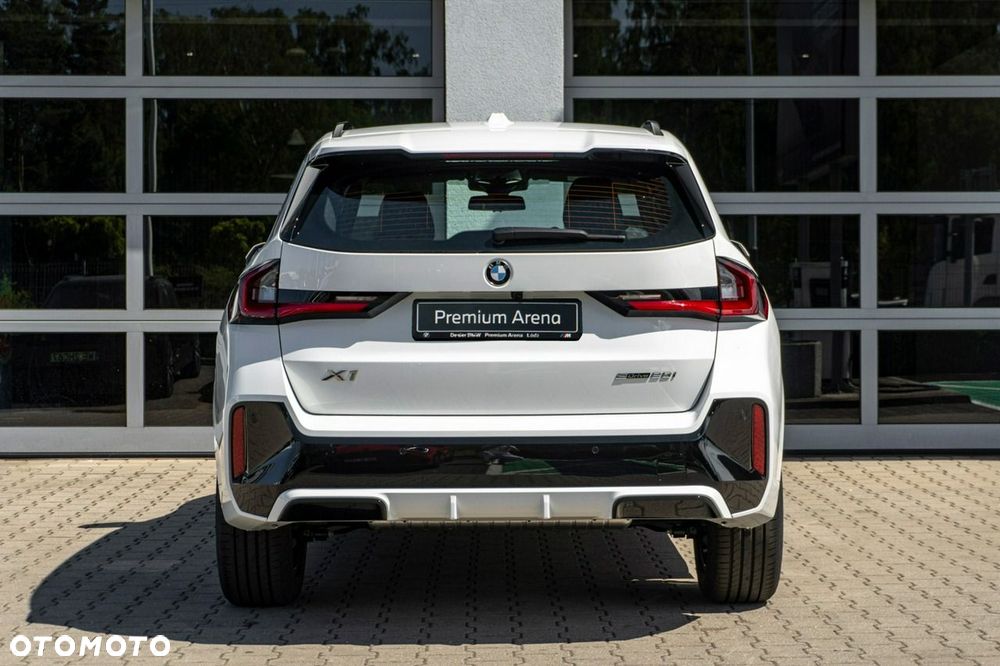 BMW X1 - 10