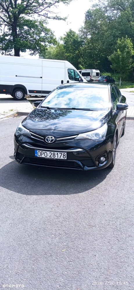 Toyota Avensis - 2