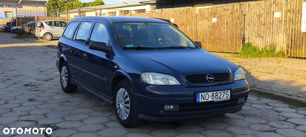 Opel Astra - 2
