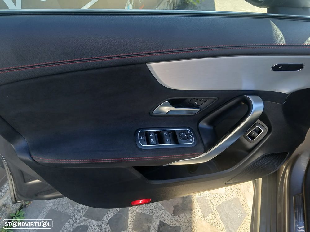 Mercedes-Benz CLA 180 d Shooting Brake AMG Line Aut. - 21
