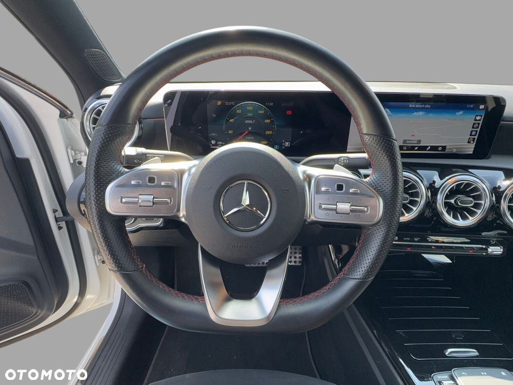 Mercedes-Benz Klasa A 180 AMG Line 7G-DCT - 12