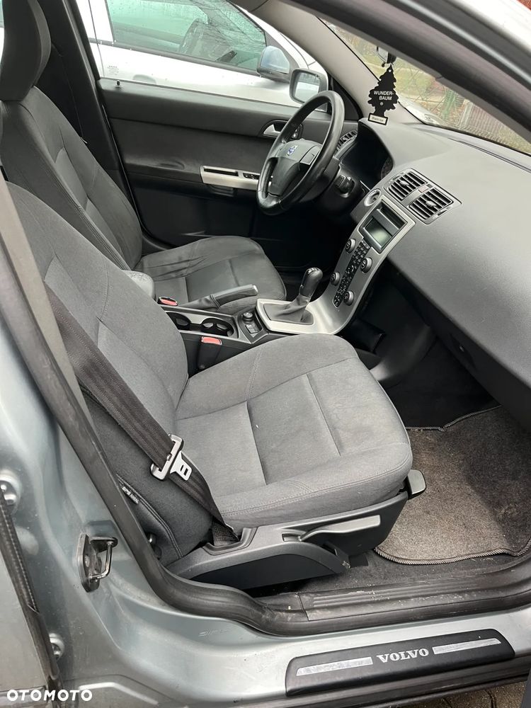 Volvo S40 1.8 Momentum - 7