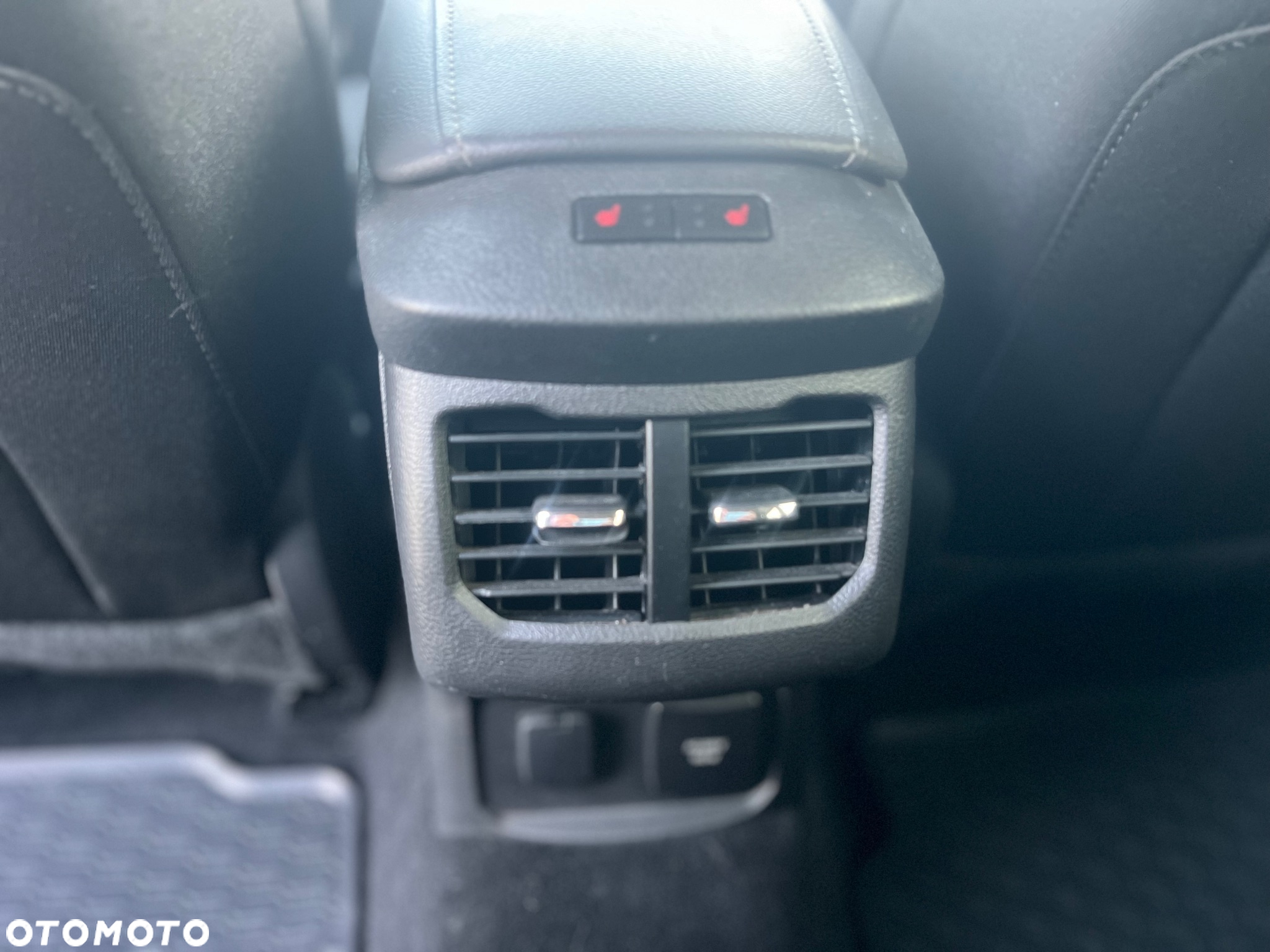 Ford Mondeo 2.0 TDCi ST-Line PowerShift - 12