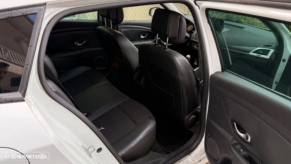Renault Mégane 1.5 dCi Dynamique - 7
