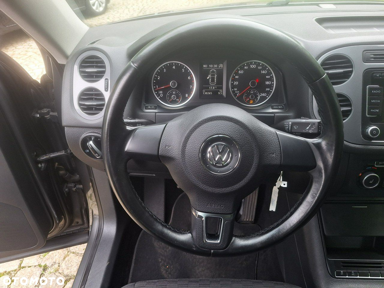 Volkswagen Tiguan 1.4 TSI BlueMotion Technology Trend & Fun - 11