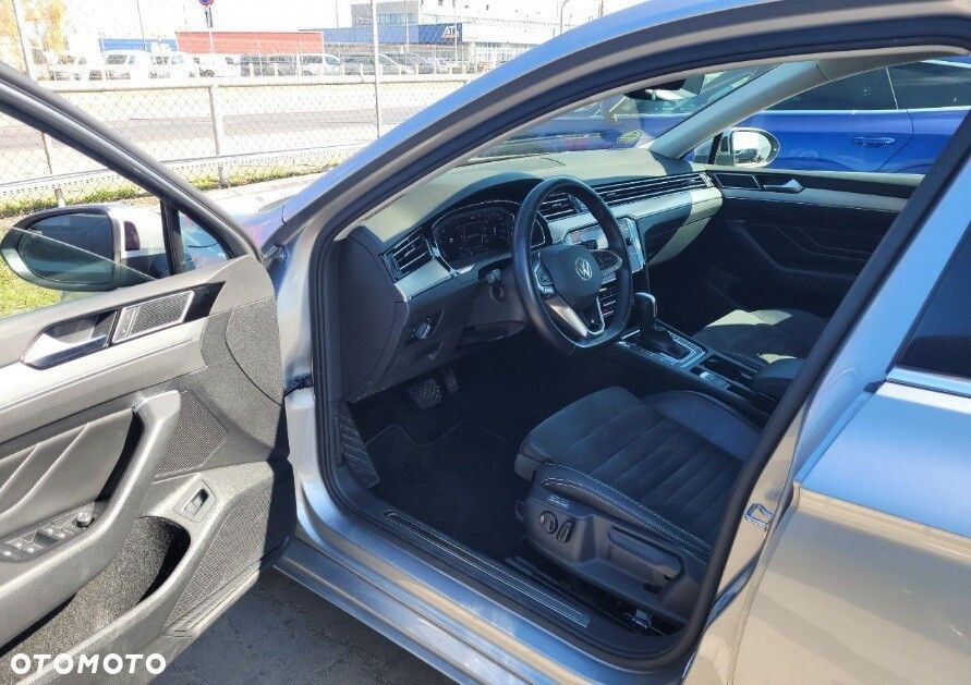 Volkswagen Passat 2.0 TDI EVO Elegance DSG - 6
