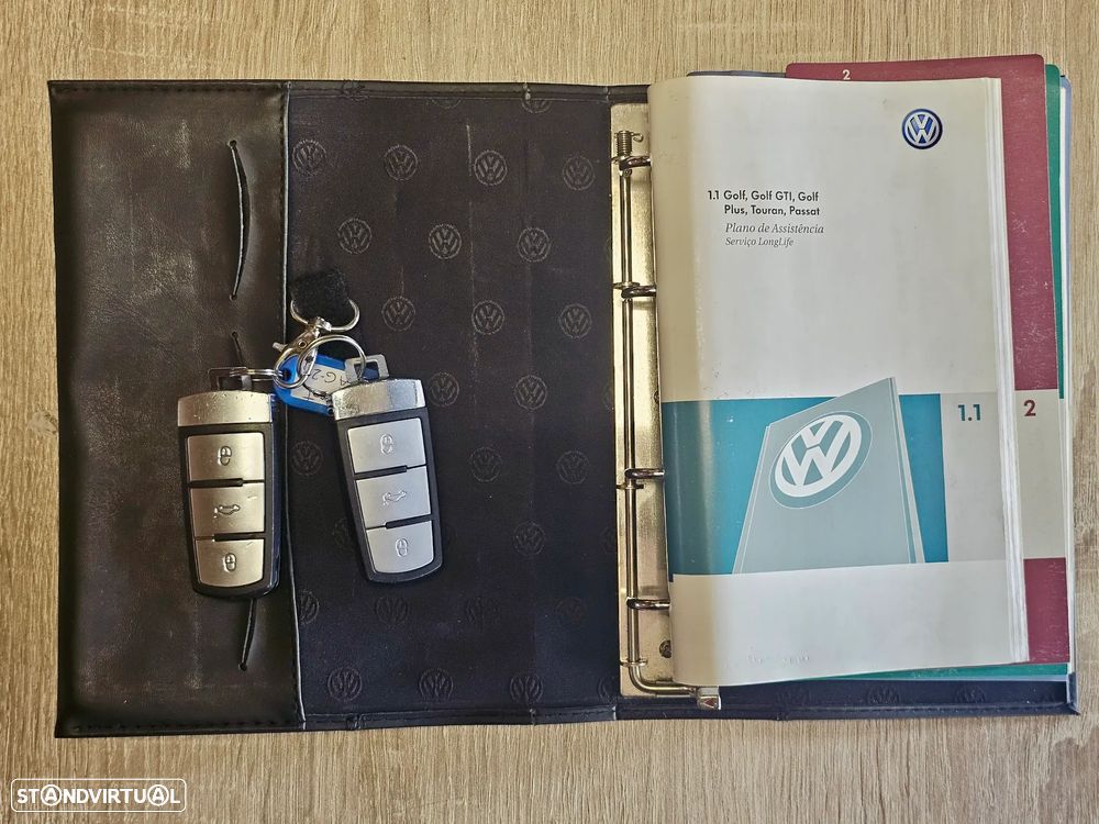 VW Passat 2.0 TDI Highline - 20