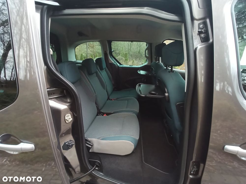 Citroën Berlingo Multispace PureTech 110 SHINE - 14