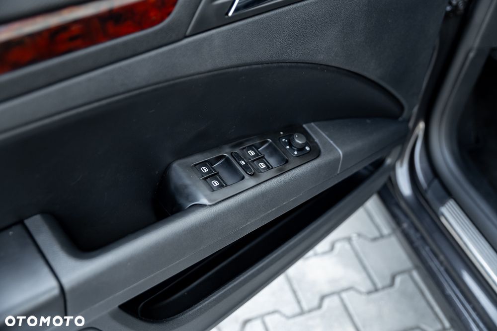 Skoda Superb 2.0 TDI Comfort DSG - 18