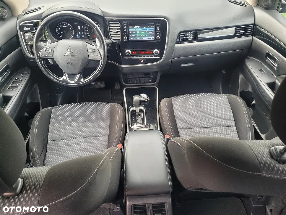 Mitsubishi Outlander 2.0 Intense 2WD CVT - 8