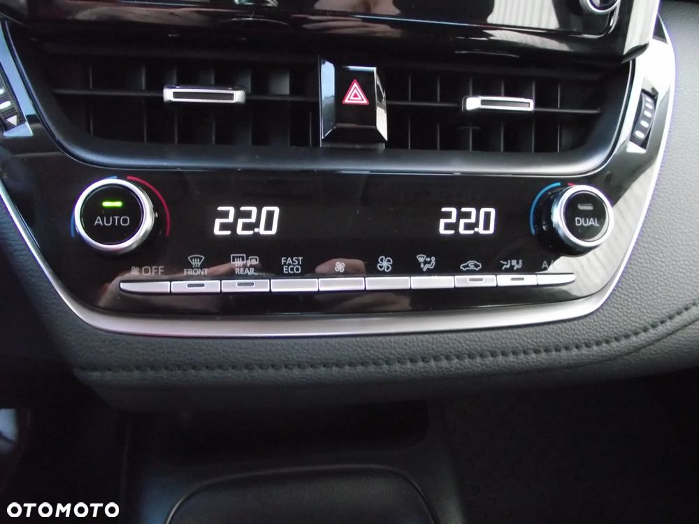 Toyota Corolla 1.8 Hybrid Active - 28