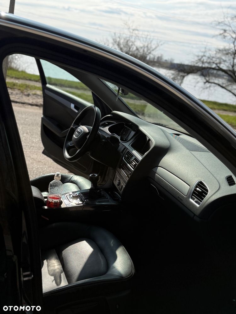 Audi A4 Limousine - 22