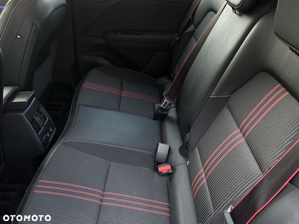 Renault Captur 1.3 TCe mHEV R.S Line - 11