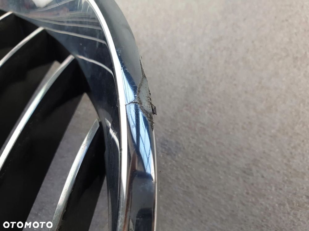 BMW E60 GRILL ATRAPA NERKA PRAWA M-PAKIET - 3
