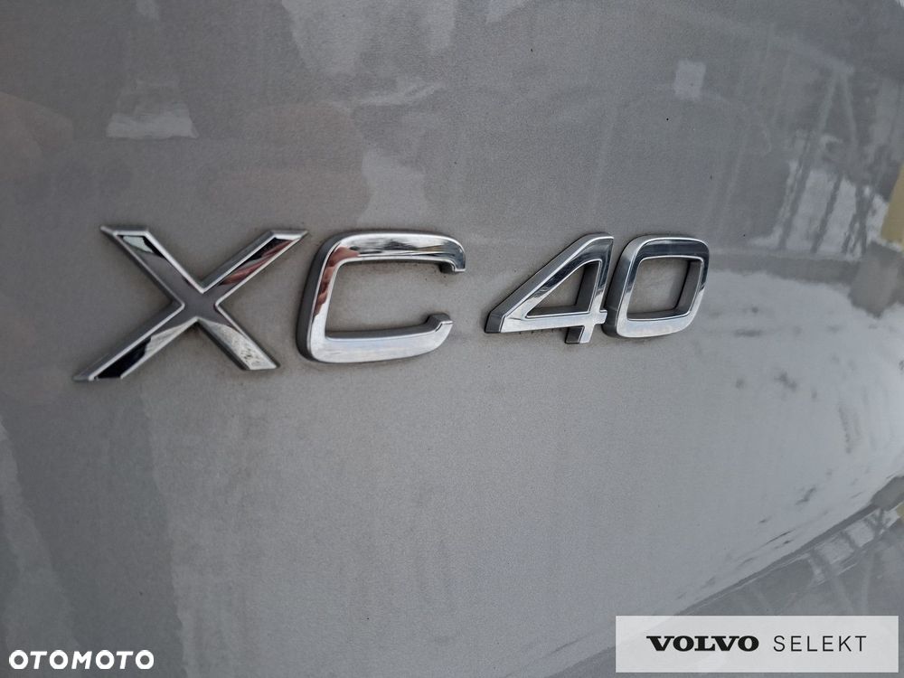 Volvo XC 40 - 28