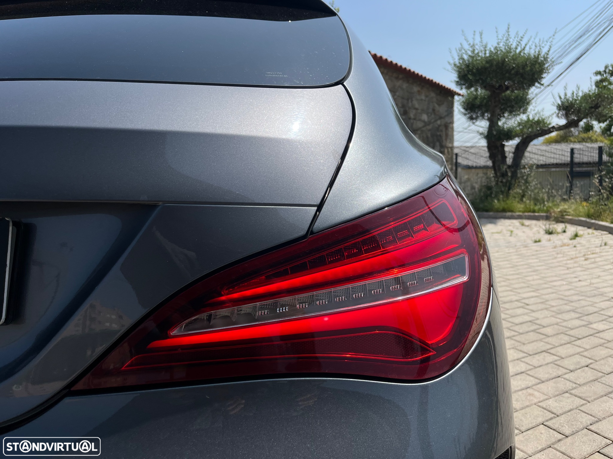 Mercedes-Benz CLA 220 d Shooting Brake AMG Line Aut. - 18