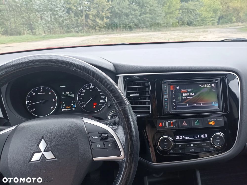 Mitsubishi Outlander 2.2 DI-D 4WD Diamant Edition - 20