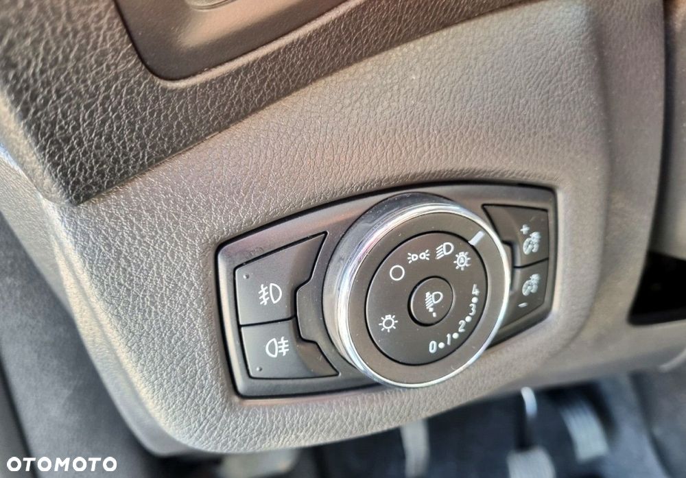 Ford Transit Connect - 24