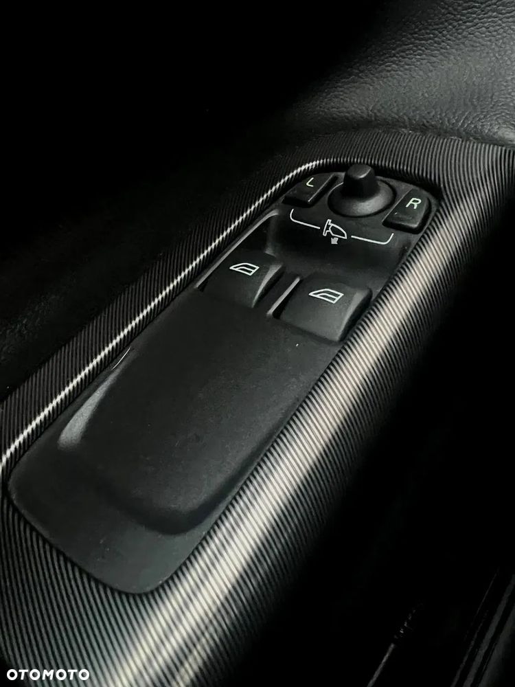 Volvo C30 - 25