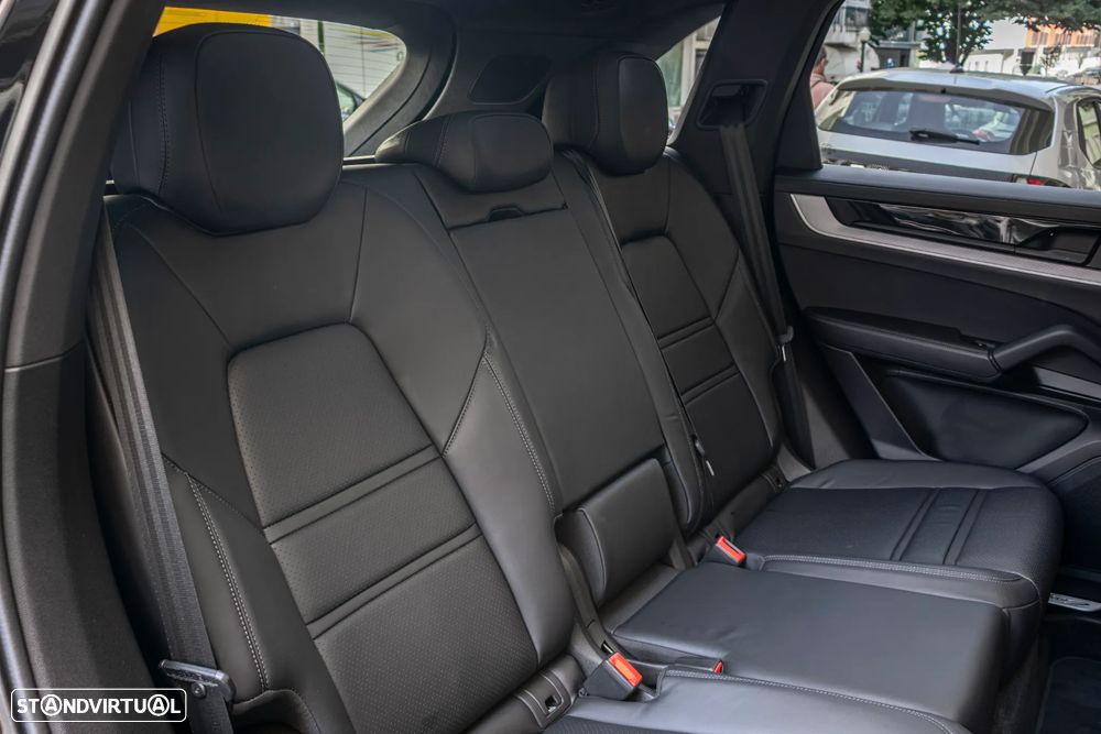 Porsche Cayenne S E-Hybrid Tiptronic S - 39