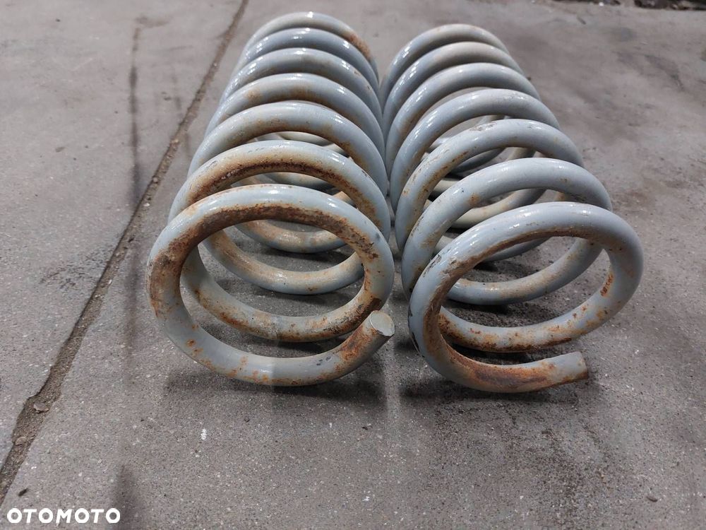 SPRĘŻYNY ZAWIESZENIA PRZÓD KOMPLET ŁADA NIVA 2121 LIFT - 3