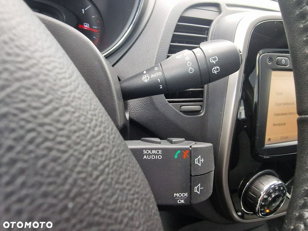Renault Captur ENERGY TCe 120 EDC Experience - 26