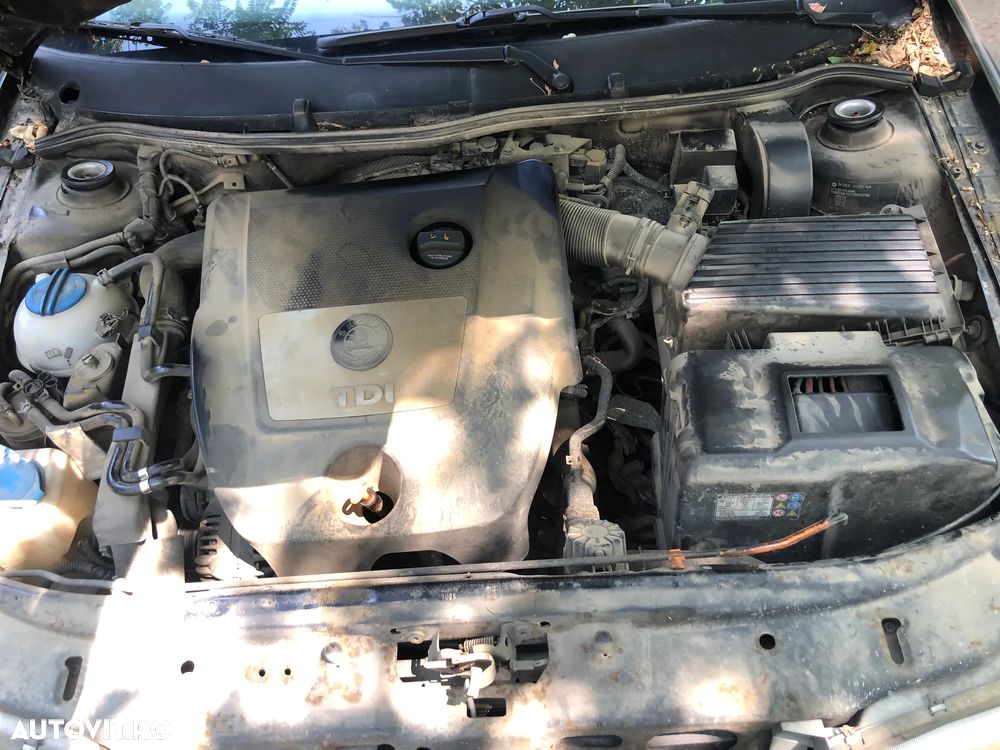 Dezmembrez Skoda Octavia 1 2006 negru diesel - 9