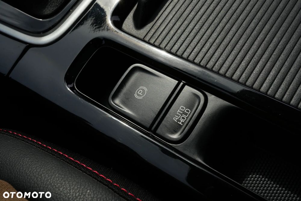 Kia ProCeed 1.6 T-GDI GT DCT - 26