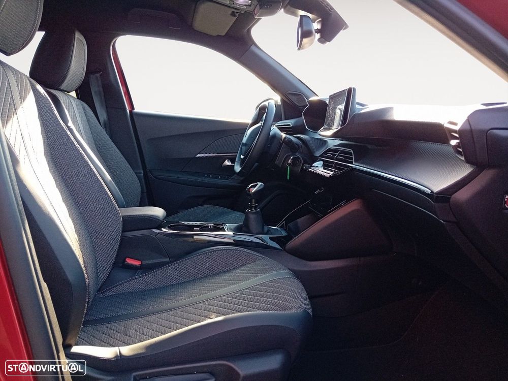 Peugeot 2008 1.2 PureTech Allure - 15