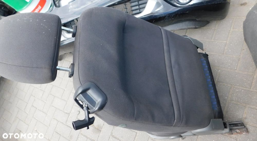 fotel lewy kierowcy FORD FIESTA MK6 IV 02-08 3D - 5