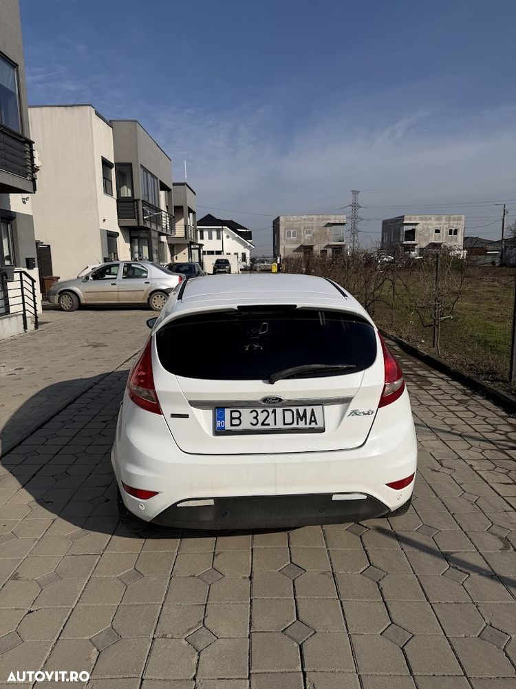 Ford Fiesta 1.6 TDCI Titanium - 4