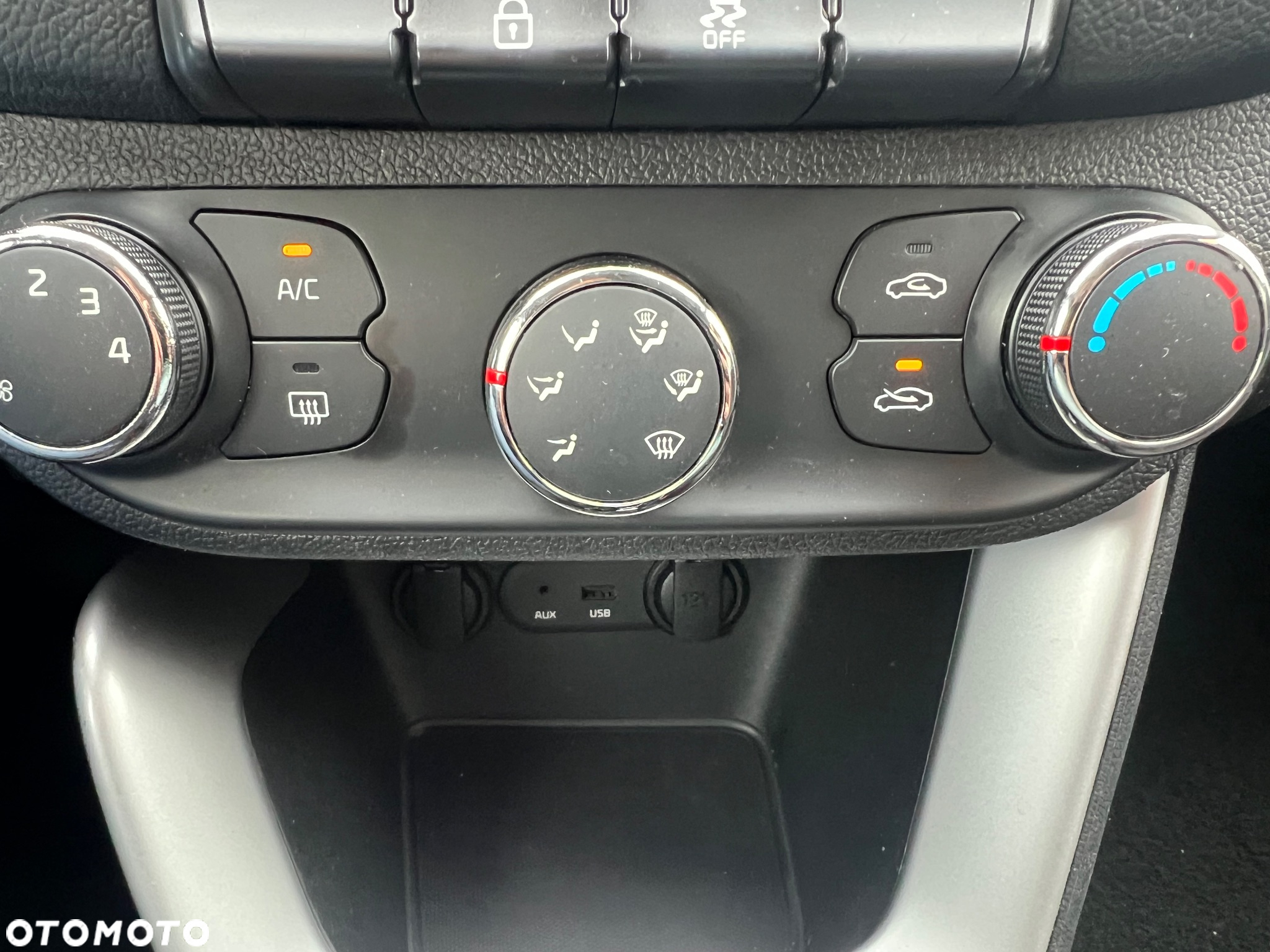 Kia Ceed 1.4 CRDi 90 Spirit - 24