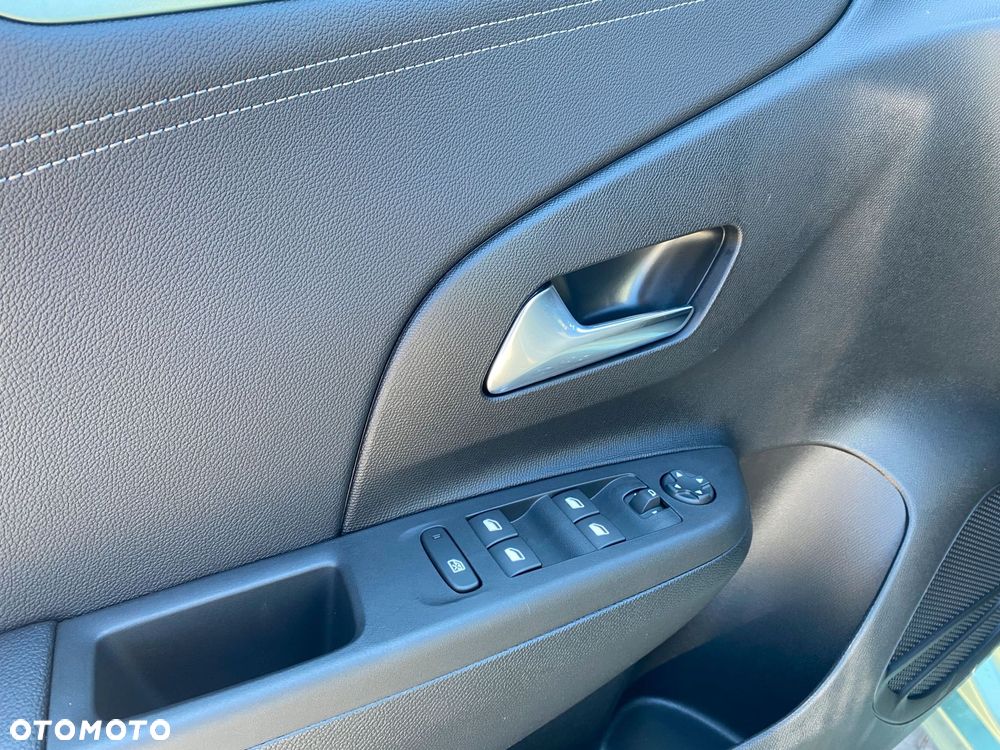 Opel Corsa 1.2 T Yes S&S - 7