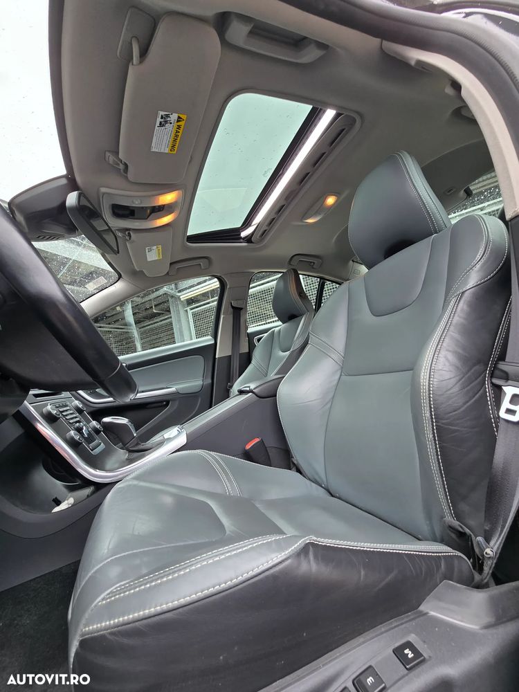 Volvo S60 T6 AWD Summum - 32