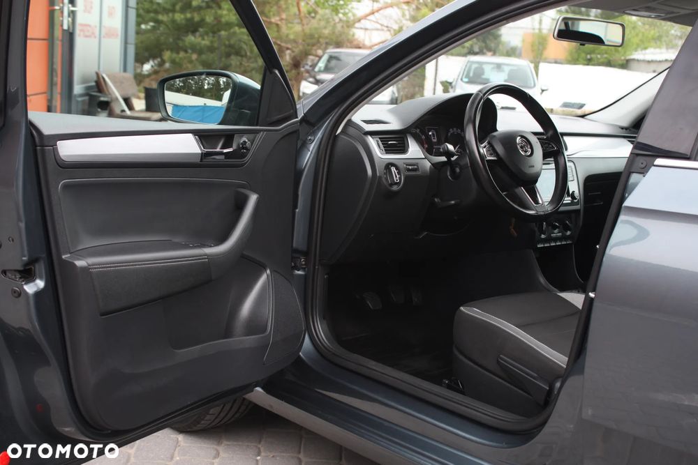 Skoda RAPID 1.0 TSI Cool Edition - 9