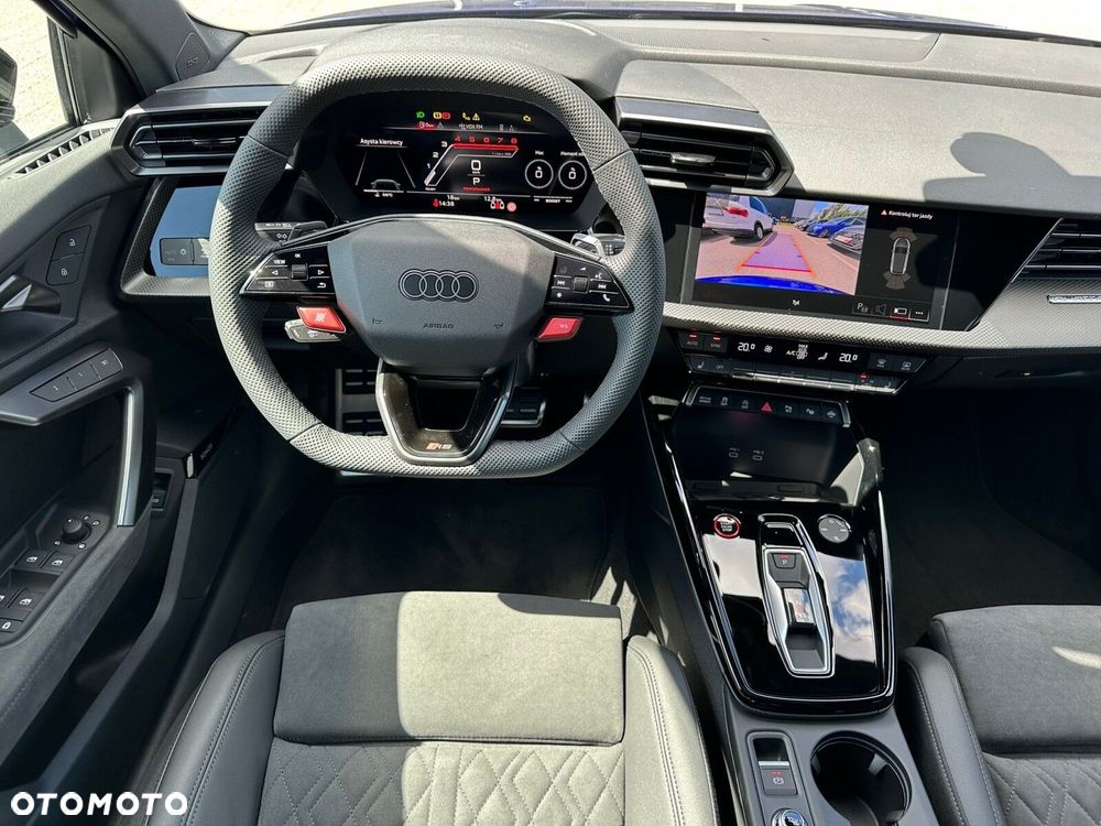 Audi RS3 Sportback - 18