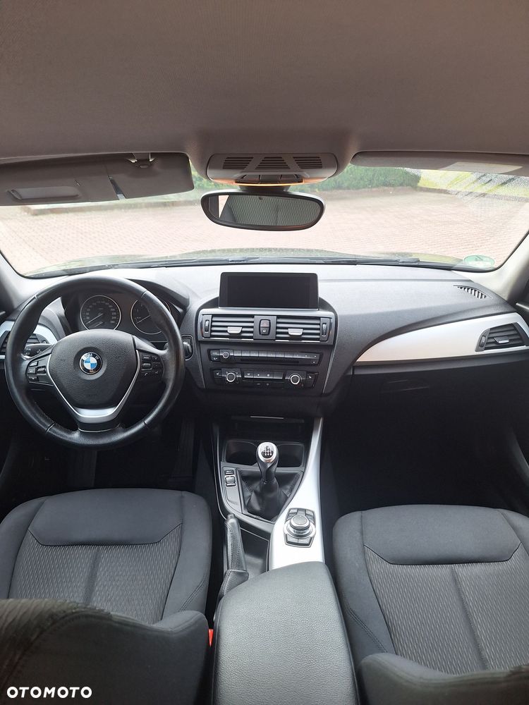 BMW Seria 1 116i Sport Line - 12
