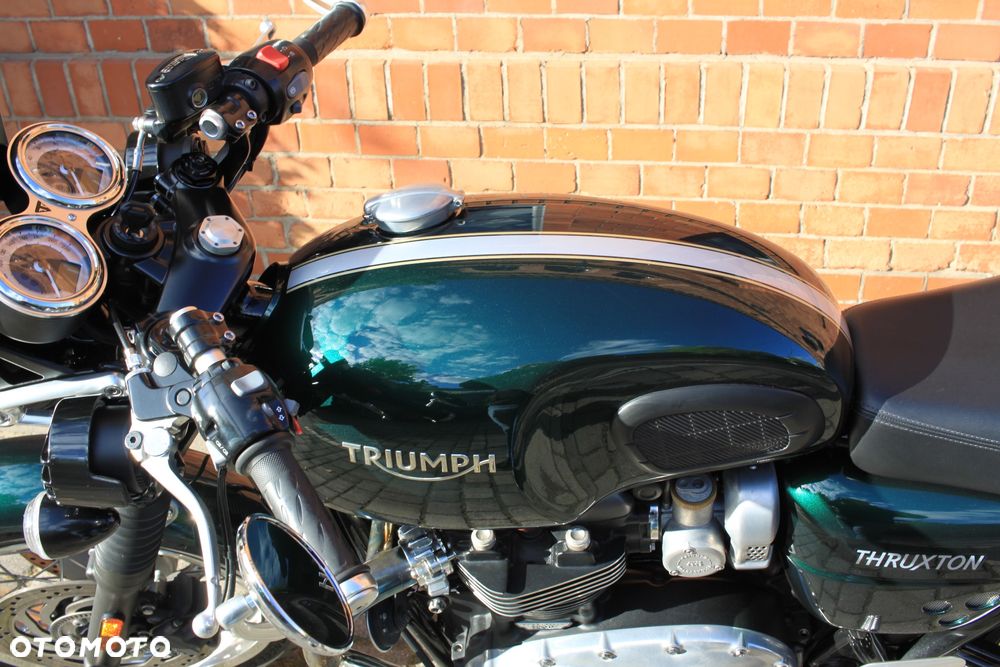Triumph Thruxton - 4