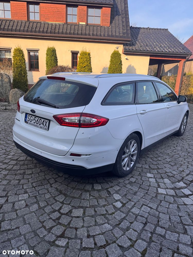 Ford Mondeo 2.0 TDCi Ambiente PowerShift - 3