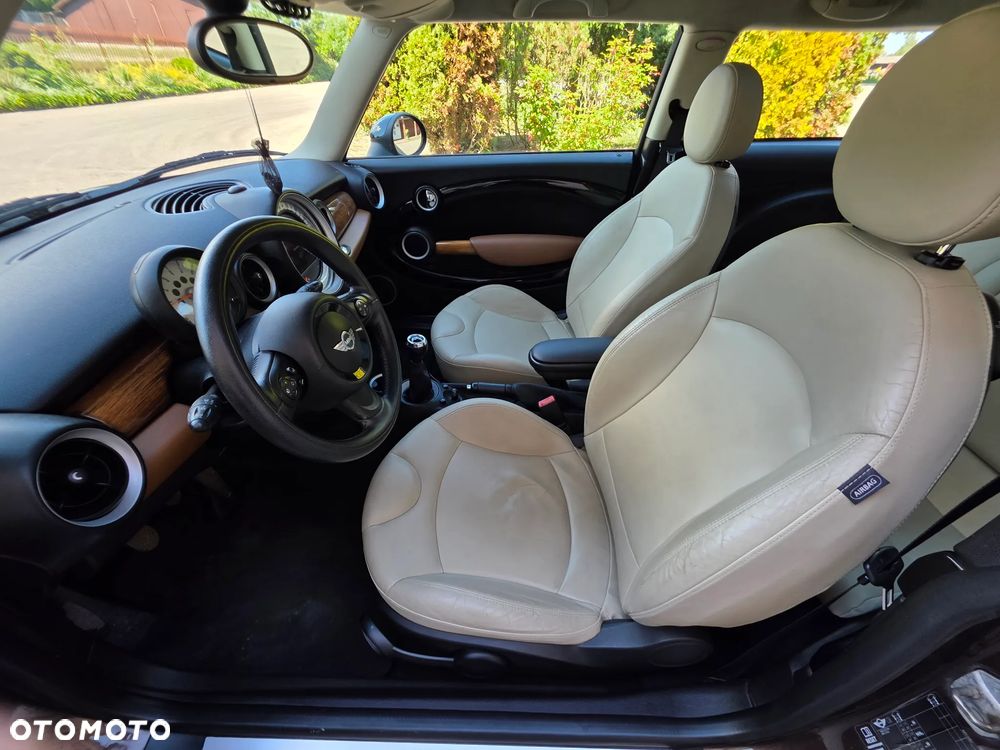 MINI Cooper Standard - 17