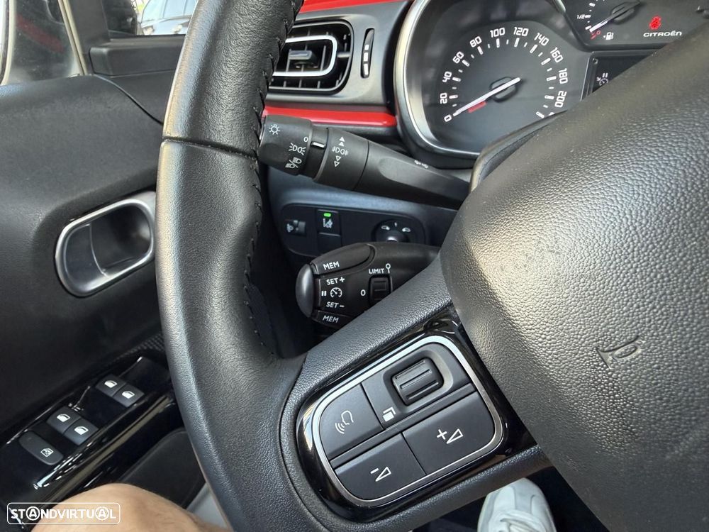 Citroën C3 1.2 PureTech Shine - 22