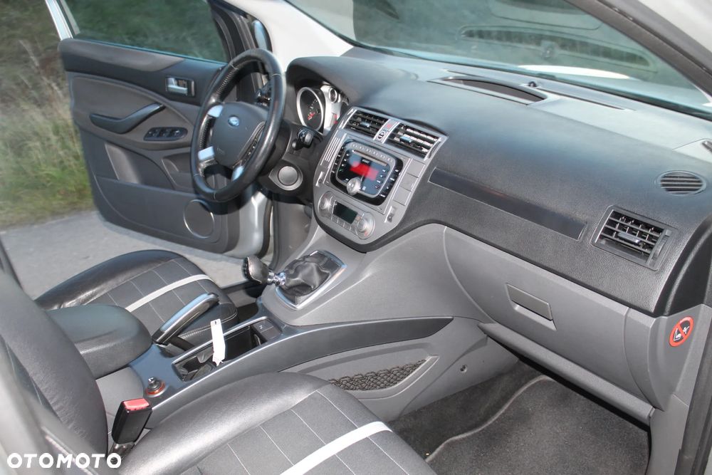 Ford Kuga 2.0 TDCi 4x4 Trend - 14