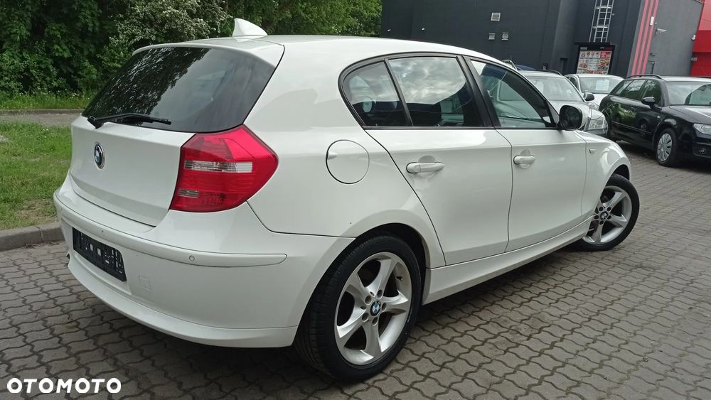 BMW Seria 1 116i - 12