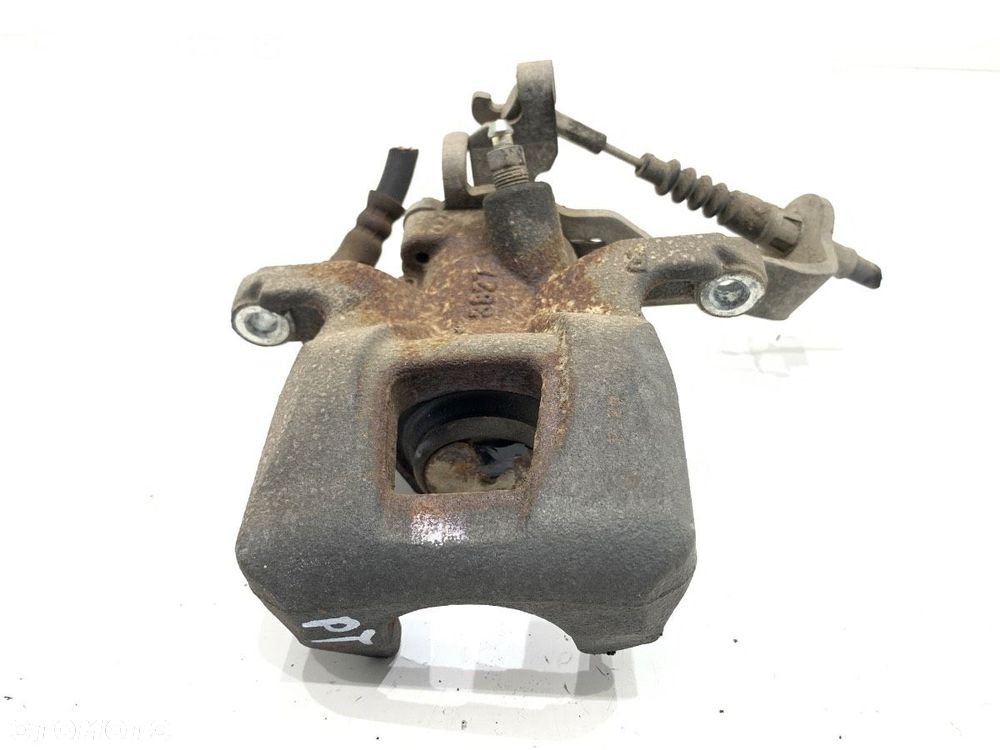 ZACISK PRAWY TYŁ  MAZDA 6 sedan (GJ, GL) 2012 - 2022 2.5 (GJ5FP) 141 kW [192 KM] benzyna 2013 - - 1